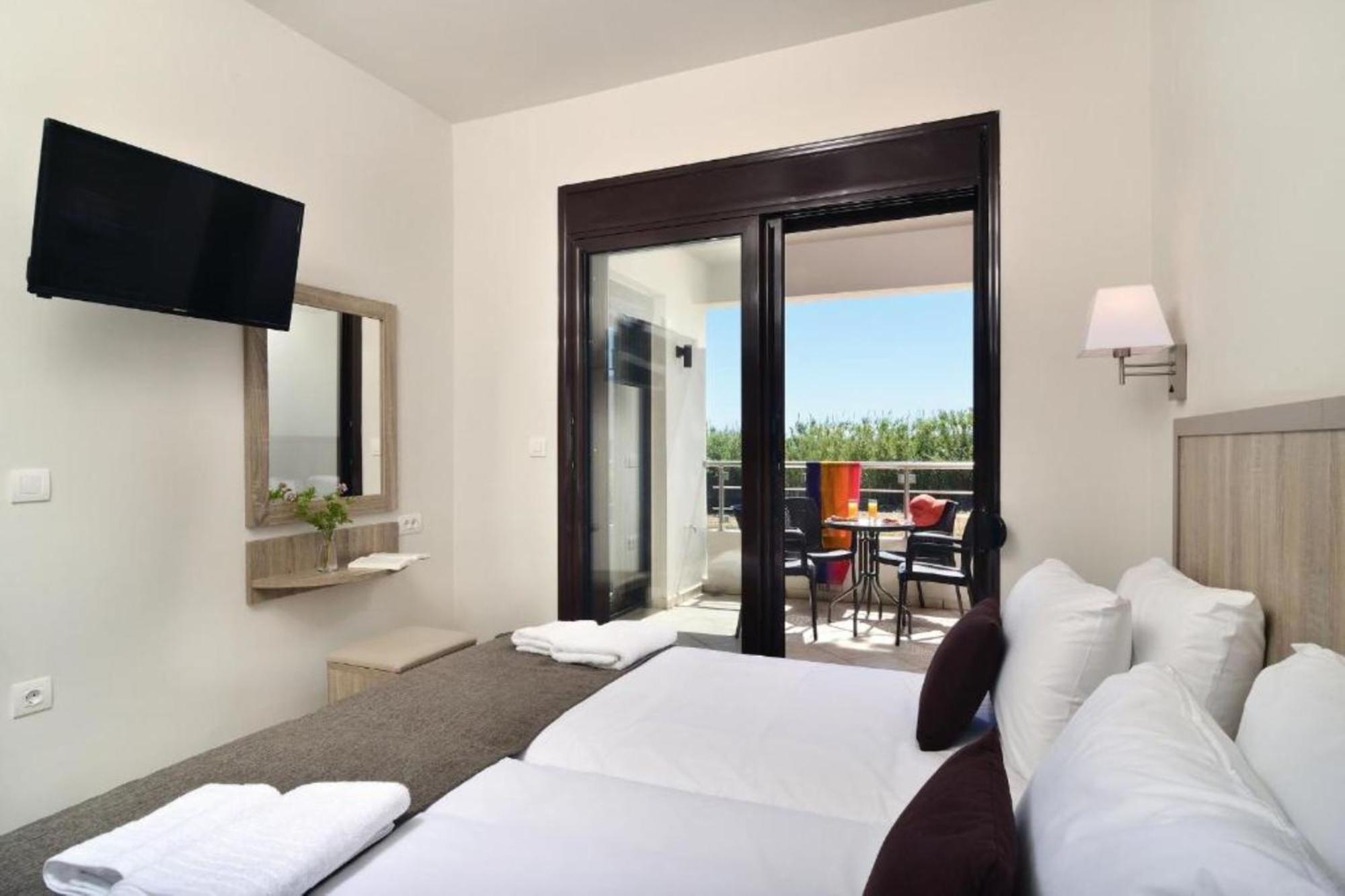 Carisa Suites And Apartments Maleme Exterior foto