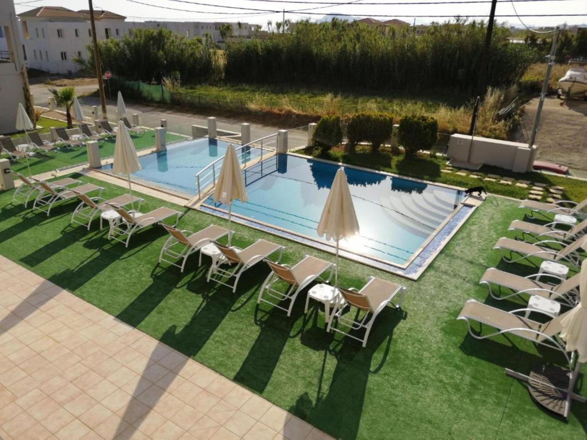 Carisa Suites And Apartments Maleme Exterior foto