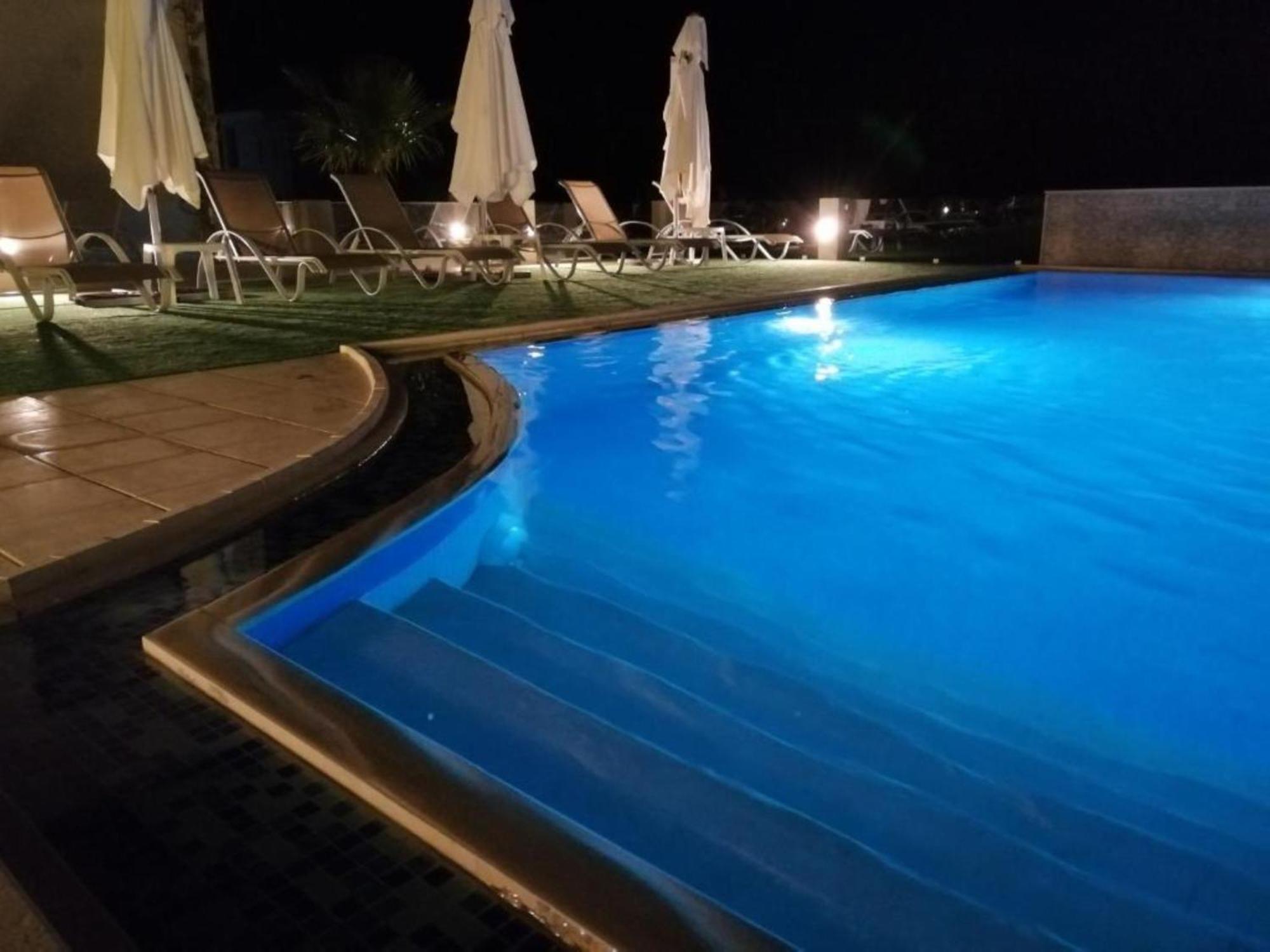 Carisa Suites And Apartments Maleme Exterior foto
